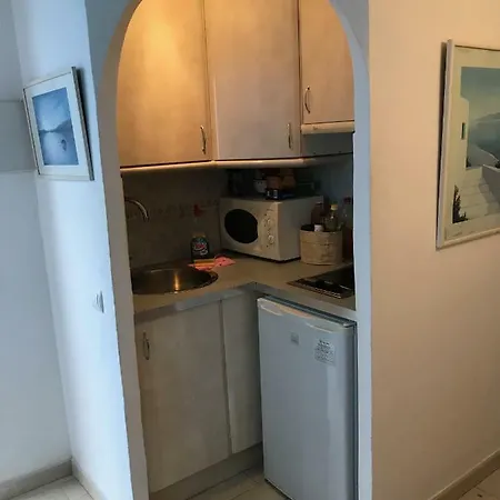 Estudio En Port Aiguadolc Apartman *